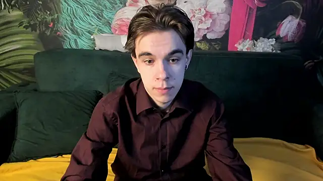 Snapshot of DaveBevy chatting on 04.13.26 DaveBevy online show from 04.13.26