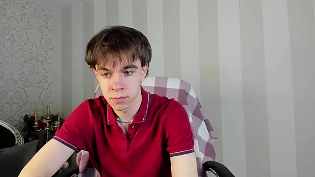 Snapshot of DaveBevy chatting on 04.15.26 DaveBevy online show from 04.15.26