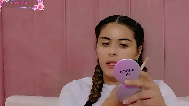 Snapshot of MoollyLove chatting on 07.09.26 MoollyLove online show from 07.09.26