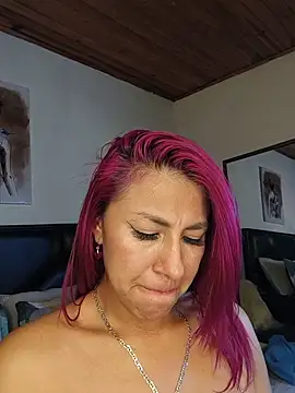 Snapshot of tatianabelli chatting on 06.14.26 tatianabelli online show from 06.14.26