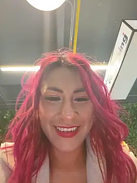 Snapshot of tatianabelli chatting on 06.26.26 tatianabelli online show from 06.26.26