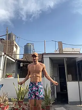 Quinterom online show from 03.30.26