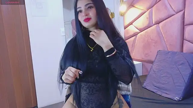 Snapshot of alexa_muz chatting on 05.25.26 alexa muz online show from 05.25.26