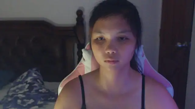 Snapshot of sweet_21_1 chatting on 07.28.26 sweet 21 1 online show from 07.28.26