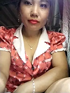 Snapshot of Giang-mylove chatting on 04.12.26 Giang-mylove online show from 04.12.26