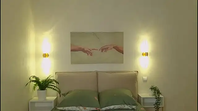 MellyAlfayi online show from 04.10.26