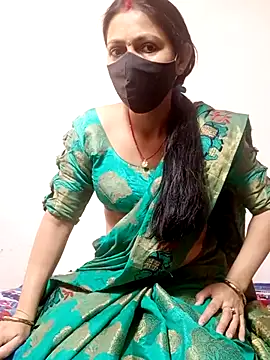 Snapshot of Sexyy_Bhabhi_143 chatting on 05.01.26 Sexyy Bhabhi 143 online show from 05.01.26