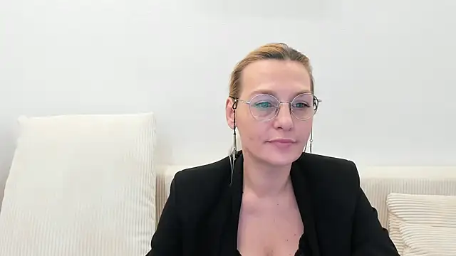 OeigesMik online show from 04.03.26