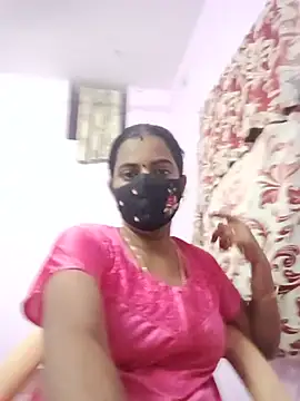 Snapshot of tamilratchasii chatting on 07.15.26 tamilratchasii online show from 07.15.26