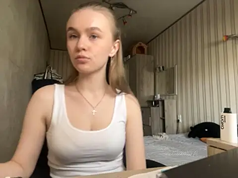 melissashineeee online show from 04.09.26