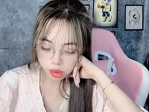 Snapshot of Bella167 chatting on 03.29.26 Bella167 online show from 03.29.26