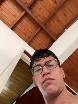 alejo09   online show from 03.27.26