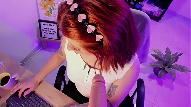julieta alveez online show from 04.30.26
