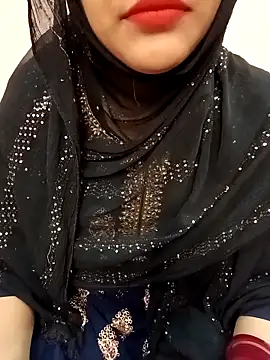 Snapshot of Miss_Noor__ chatting on 04.04.26 Miss Noor online show from 04.04.26