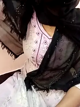 Snapshot of Miss_Noor__ chatting on 04.06.26 Miss Noor online show from 04.06.26