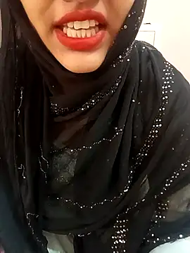 Snapshot of Miss_Noor__ chatting on 05.17.26 Miss Noor online show from 05.17.26