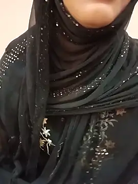 Snapshot of Miss_Noor__ chatting on 05.26.26 Miss Noor online show from 05.26.26