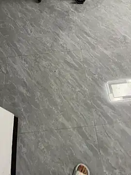 Snapshot of yingzi003 chatting on 04.14.26 yingzi003 online show from 04.14.26