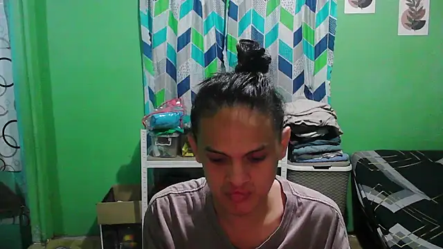 Snapshot of Bella_CiaoX chatting on 03.31.26 Bella CiaoX online show from 03.31.26