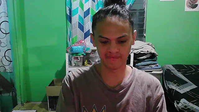 Snapshot of Bella_CiaoX chatting on 04.01.26 Bella CiaoX online show from 04.01.26