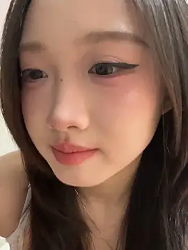 Alice-babyone online show from 05.19.26
