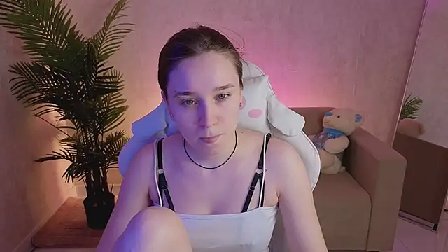 Snapshot of SweetieBlush chatting on 04.24.26 SweetieBlush online show from 04.24.26