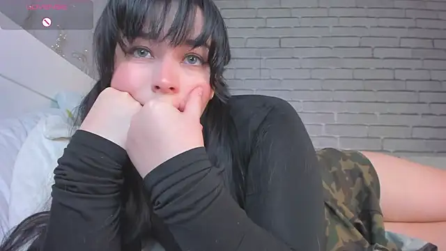 Snapshot of NatalForsy chatting on 04.06.26 NatalForsy online show from 04.06.26