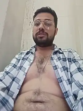 Snapshot of herochoclateboy chatting on 05.29.26 herochoclateboy online show from 05.29.26