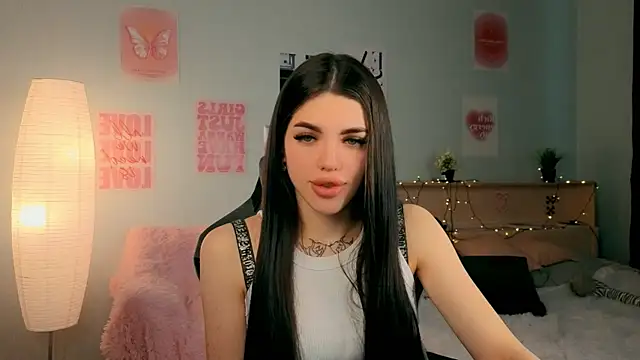 Snapshot of molly_rettyy chatting on 04.07.26 molly rettyy online show from 04.07.26