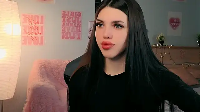 Snapshot of molly_rettyy chatting on 05.04.26 molly rettyy online show from 05.04.26
