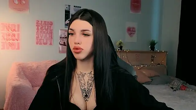 Snapshot of molly_rettyy chatting on 05.11.26 molly rettyy online show from 05.11.26