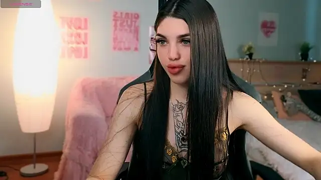 Snapshot of molly_rettyy chatting on 05.19.26 molly rettyy online show from 05.19.26