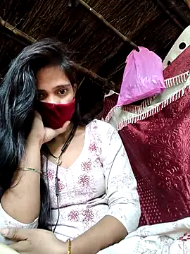 Snapshot of Pihu- chatting on 05.04.26 Pihu- online show from 05.04.26