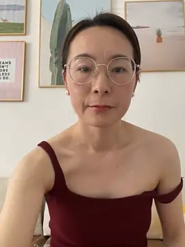 Snapshot of you-520 chatting on 05.29.26 you-520 online show from 05.29.26