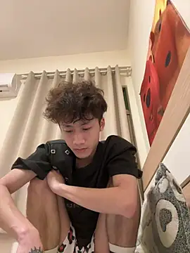 sexyboy-3525 online show from 04.17.26