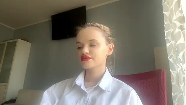 NikaFoster online show from 04.04.26