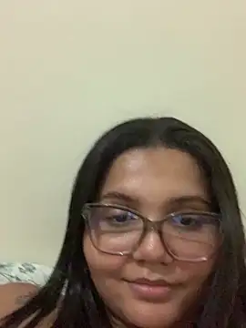 Snapshot of viviboraaaa chatting on 04.26.26 viviboraaaa online show from 04.26.26