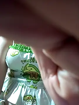 Snapshot of Vily-lonely chatting on 04.28.26 Vily-lonely online show from 04.28.26