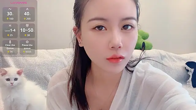 Snapshot of huxierbaby chatting on 05.09.26 huxierbaby online show from 05.09.26