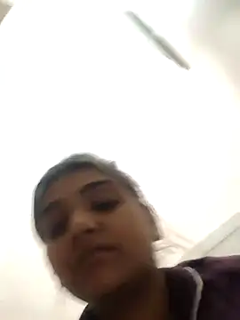 Snapshot of __Hot__Lakshmi__ chatting on 04.16.26 Hot Lakshmi online show from 04.16.26