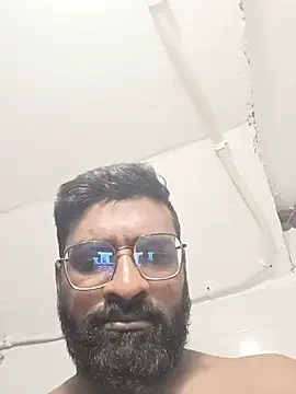 Snapshot of surya385 chatting on 05.25.26 surya385 online show from 05.25.26