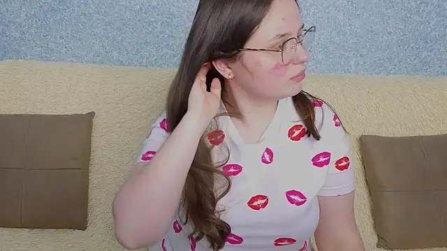 Snapshot of SofiDreamm chatting on 05.28.26 SofiDreamm online show from 05.28.26