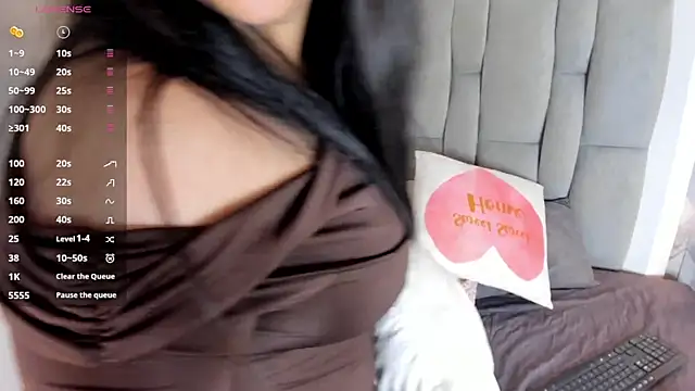 Snapshot of ivonnylee_21 chatting on 04.12.26 ivonnylee 21 online show from 04.12.26