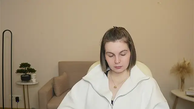 AnnaSchroen online show from 04.02.26