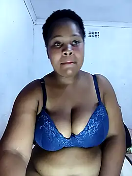 Snapshot of SweetLizie91 chatting on 04.02.26 SweetLizie91 online show from 04.02.26