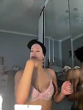 Goldenfairy online show from 04.11.26