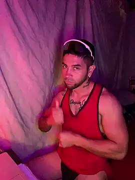 Snapshot of Sexmuscle17 chatting on 07.08.26 Sexmuscle17 online show from 07.08.26
