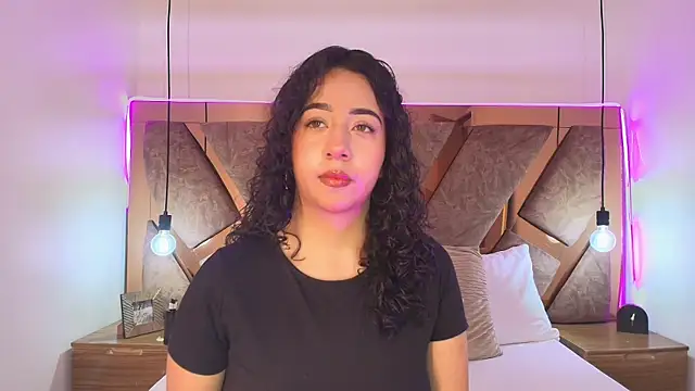bella swwan  online show from 07.01.26