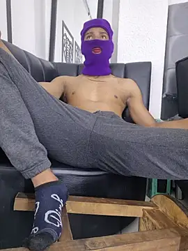Snapshot of big_cock2016 chatting on 04.25.26 big cock2016 online show from 04.25.26