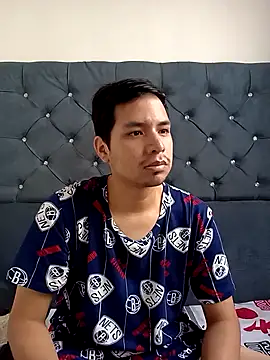 Snapshot of Ian-yin08 chatting on 04.04.26 Ian-yin08 online show from 04.04.26